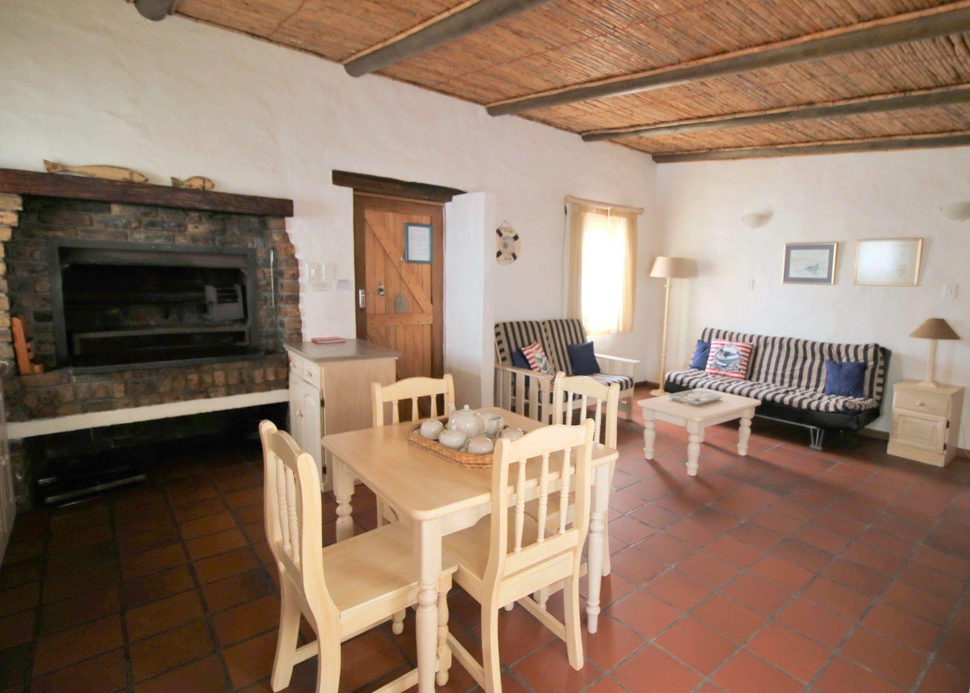 Baywatch Guest House Paternoster Exterior foto